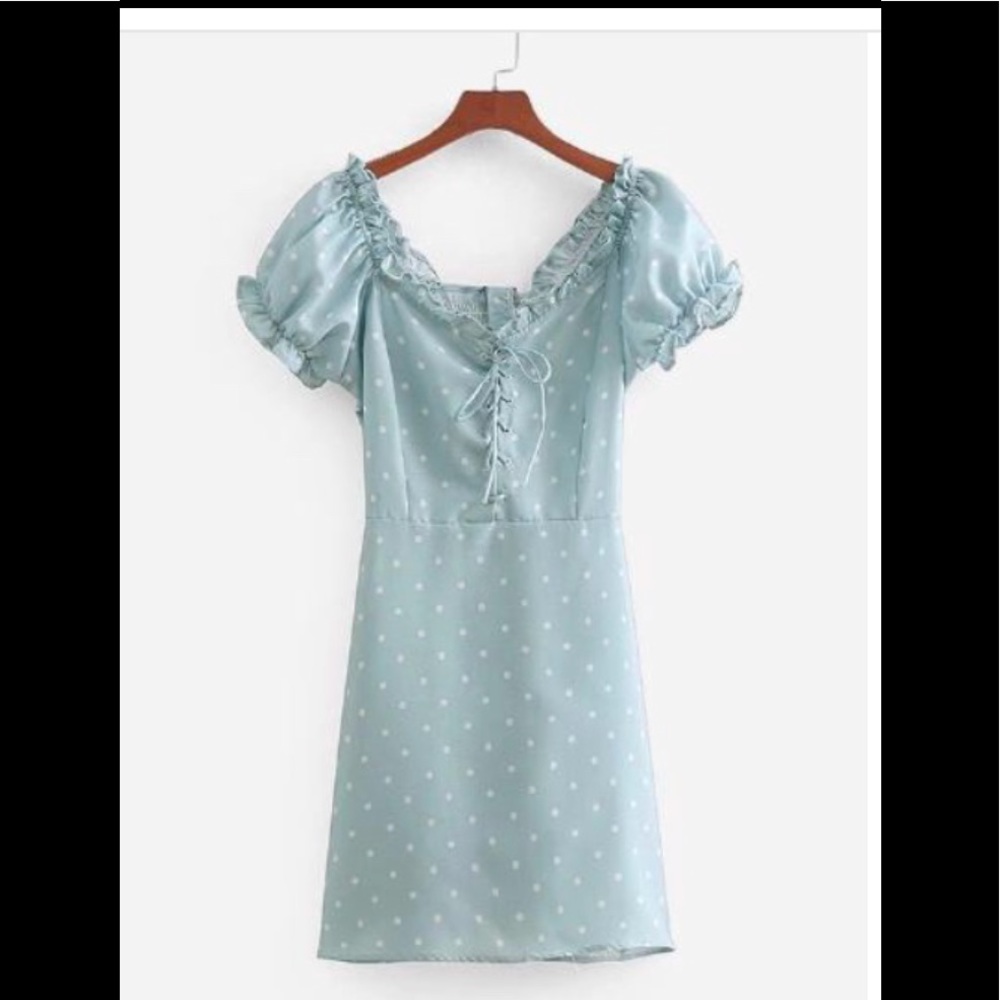 -Polka dot Ruffle Sleeve Dress